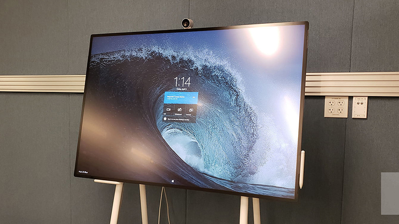 Surface Hub thế hệ mới có thiết kế rất ấn tượng.